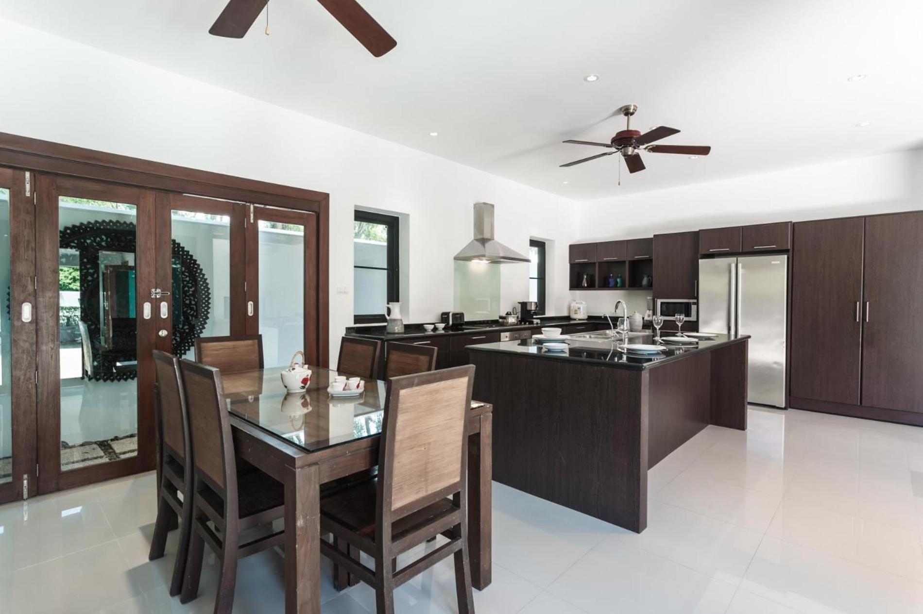 Frangipani Pool Villa - Garden, Bbq & Maid Nai Harn Екстериор снимка